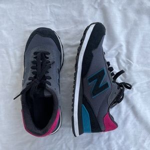 New Balance Women's 515 v1 Sneaker Sz 9